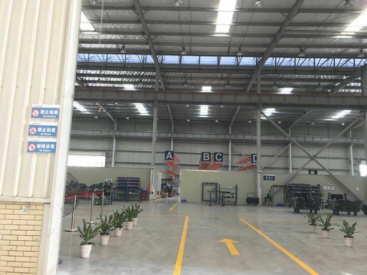 SOCMA 10 ton forklift factory