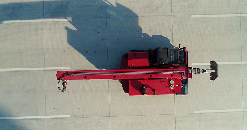 Furnace Tending Vehicle For Aluminum Industry