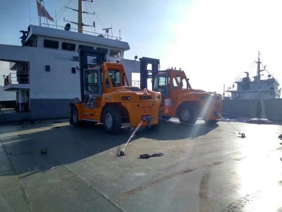 25 Ton Heavy Forklift Truck New Style Work In Port And Depot