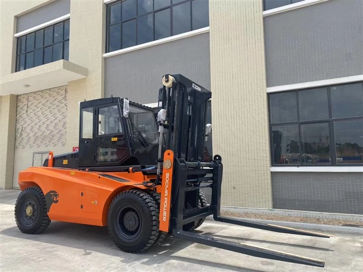 13.5 Ton Forklift Diesle Engine High Quality Cheap Price